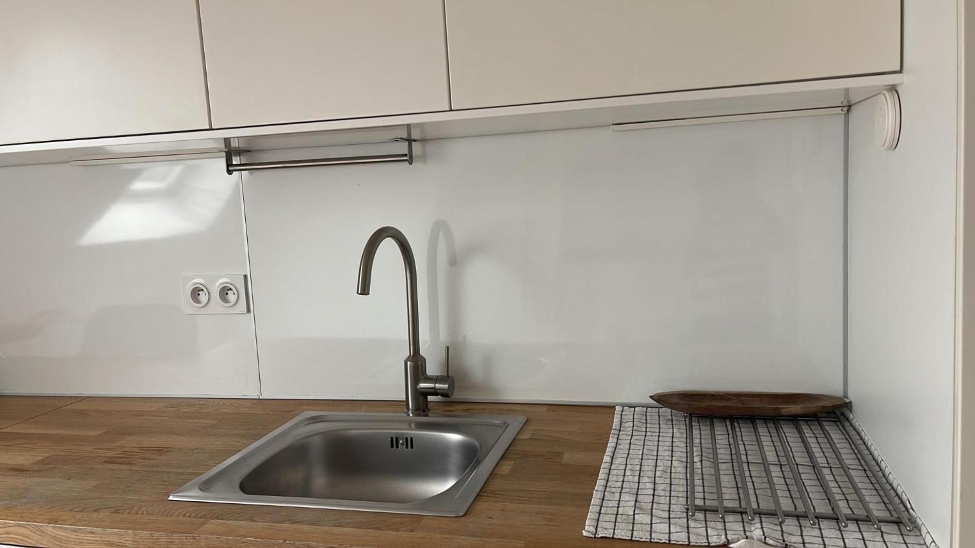 Apartment Coeur De Emplacement Exceptionnel Equipe Lumineux Calme Salle De Bains Place Maubert Ascenseur Climatisation Paris